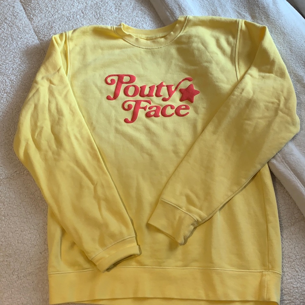 ADDISON RAE official merch; brand new never worn💛
